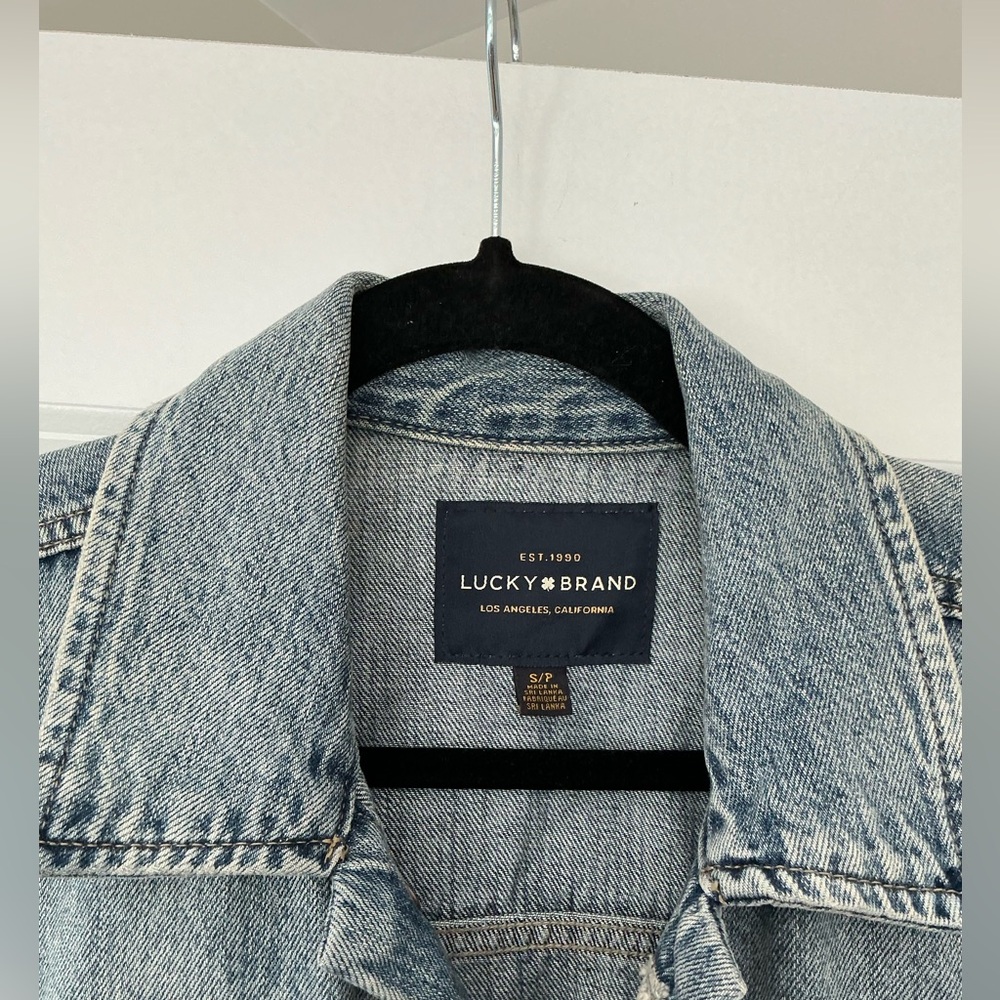 Lucky Brand Oversized Denim Jacket Unisex Size Small - Picture 2 of 8